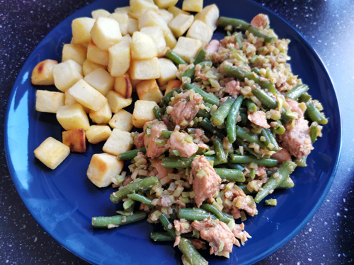 Makkelijk & snel: gewokte zalm in teriyaki saus met broccolirijst